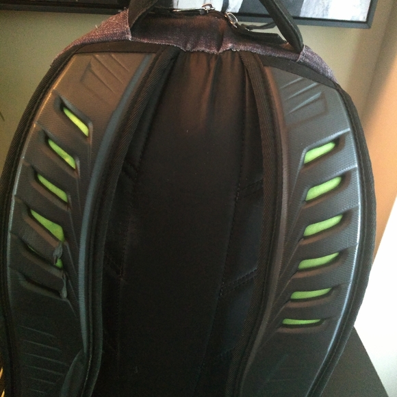 Under Armour Backpack - Picture 8 of 10